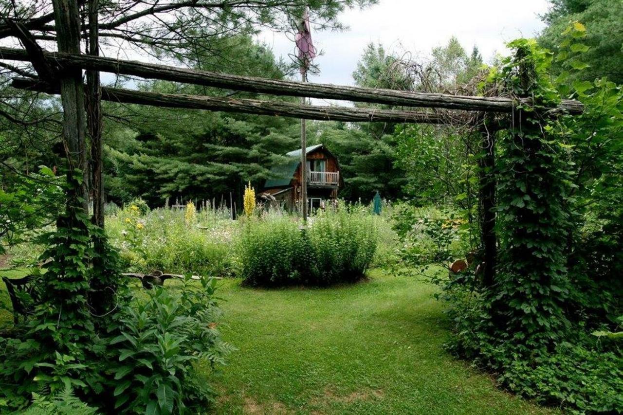 Bed and Breakfast Jardins De L'Achillee Millefeuille La Conception Exterior foto